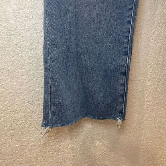 Good American Good Straight Cropped Raw Hem Light Wash Jeans Size 6/28 - Picture 5 of 12